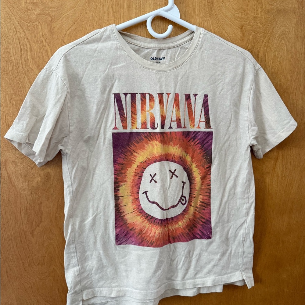 Old Navy Cream T-Shirt